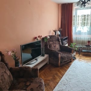 Vând apartament cu 3 camere - imagine 6