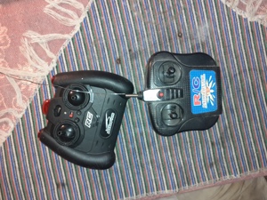 Radiocomandă mașină sau elicopter