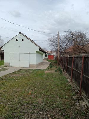 Casa în orașul Balș Județul Olt, strada Viilor - imagine 2