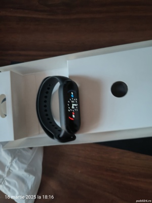 Vând bratara fitness Xiaomi Mi Band 5