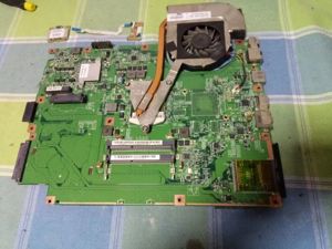 Dezmembrez Medion Akoia E7214 MD98360 P7612 E7216 - imagine 2
