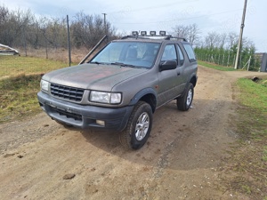 Opel Frontera Sport 4x4, 2.2 benzină 