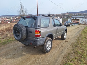 Opel Frontera Sport 4x4, 2.2 benzină  - imagine 2