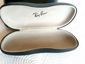 2 tocuri  etuiuri marca Ray-Ban (75 - 60 lei) - imagine 5