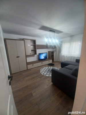 Proprietar,inchiriez apt 2 camere,central Unirea Tineretului-Dimitrie Cantemir 16