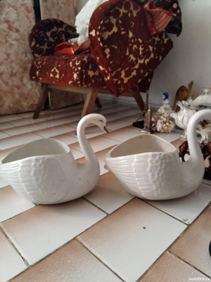 Vand bibelouri si statuete  - imagine 2