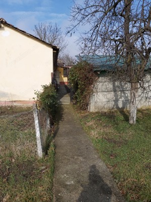 Vand casa in Charlotenburg Județ Timiș sau schimb cu apartament in Arad sau Timisoara  - imagine 8