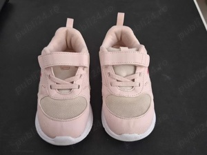 -Vând adidași PUMA nr. 27,5 pt copii-