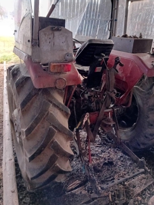 Vând tractor Massey Ferguson - imagine 2