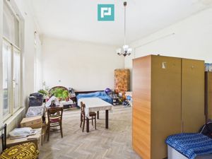 Apartament la casă, 3 camere - P-ța Catedralei - imagine 11