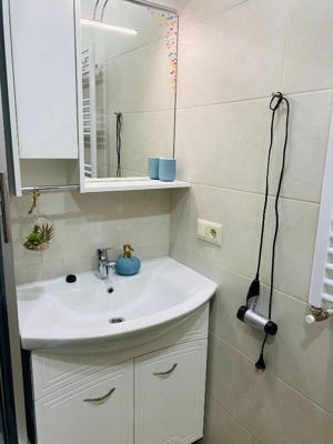 Apartament cu 2 camere de inchiriat in zona 15 Noiembrie - imagine 5