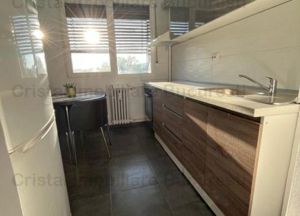 Apartament 3 camere, 575 EUR, zona Titan - imagine 9