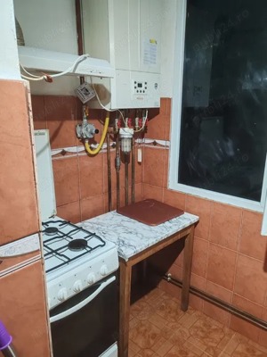 De vanzare apartament cu 2 camere in zona Soarelui foarte aproape de Carefour si Spitalul Judetean - imagine 3