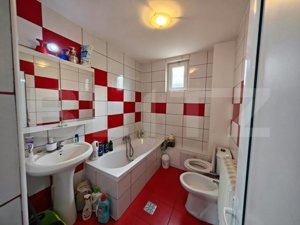 Casa de vanzare cu 5 camere, 180 mp, si 800 mp teren, zona Tomești, Iași - imagine 9