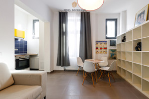 Apartament in Cladire Istorica renovata - 2 camere, 50 mp - imagine 8