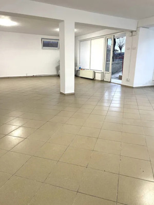 Spațiu comercial cu vad excelent, 2 intrări din stradă și parcare, zona Campului - imagine 4