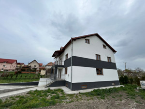 Casa tip duplex, 263 Mp utili, Copaceni - imagine 8