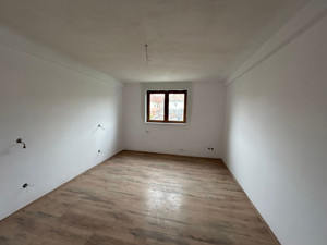 Casa tip duplex, 263 Mp utili, Copaceni - imagine 7