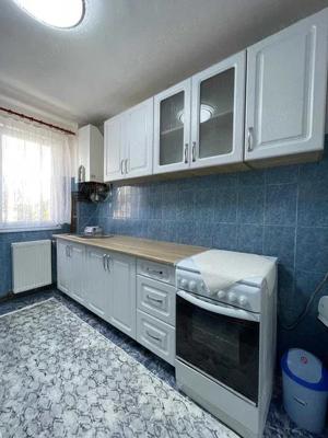 Inchiriez apartament 2 camere,etaj 4 mihai viteazu nicolae iorga