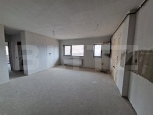 Apartament 5 camere, 3 bai, semifinisat, panorama deosebita, Zona Stejarului