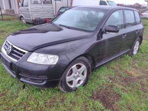 Dezmembrez tuareg 2.5 diesel, an 2005