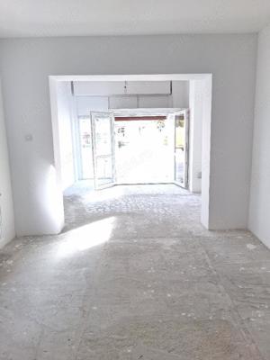 13Septembrie-spatiul comercial stradal,renovat total,centrala termica B1