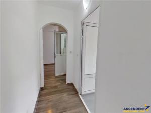 Tur Virtual! Apartament cu trei camere, decomandat, Stefan cel Mare, Sacele, Brasov - imagine 4