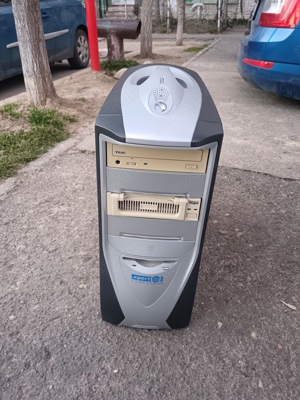 Vând urgent tastatură + mouse + unitate PC - imagine 4