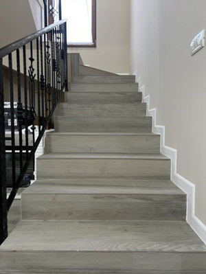 Duplex, 4 camere, 290mp teren, 125mp utili, curent trifazic -  Sacalaz - imagine 18