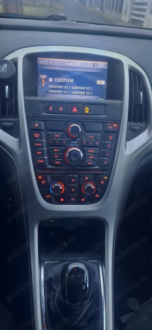 Opel Astra J Sports Tourer 1.7 CDTI  - imagine 7