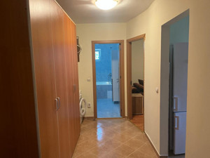 Apartament de 2 camere, decomandat, 54 mp., zona Eroilor - imagine 4