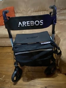 Rollator  Arebos   !