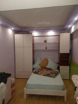 Stadion - Casa  - imagine 7