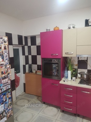 Stadion - Casa  - imagine 2