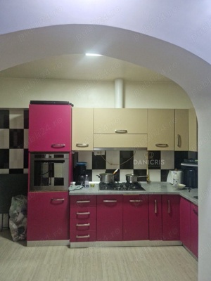 Stadion - Casa  - imagine 3