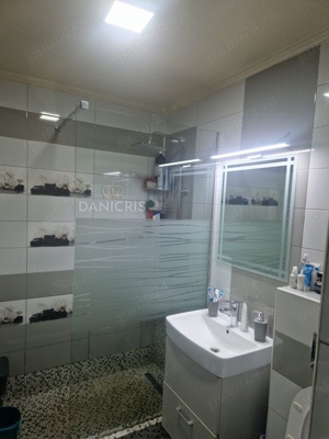 Stadion - Casa  - imagine 10