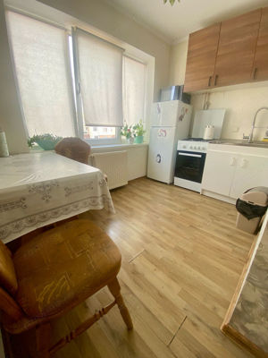 Garsoniera de inchiriat in zona Brasov Vechi - imagine 3