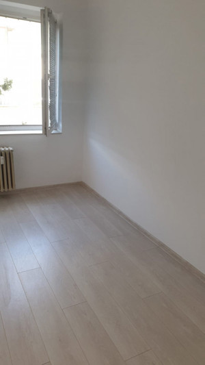 APARTAMENT 3 CAMERE/ZONA CENTRALA - imagine 8