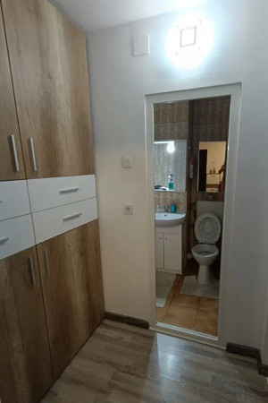 APARTAMENT 3 CAMERE/ZONA MALU ROSU/PLOIESTI - imagine 6