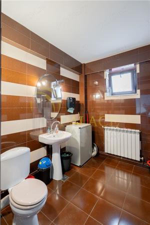 Proprietar vand vila D+P+E+M in Iasi, Copou, Sos Sararie 6, vis a vis politia judeteana, 330 mp util - imagine 3