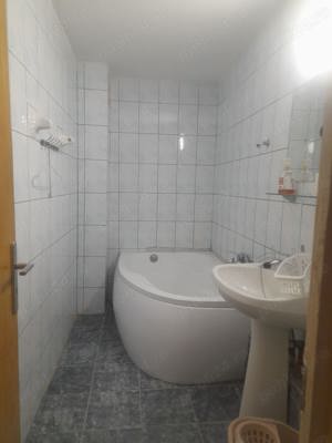 Inchiriez apartament 2 camere - imagine 9