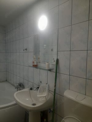 Inchiriez apartament 2 camere - imagine 10