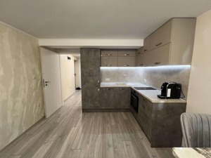 Oferim 2 camee spre inchiriere 2 camere in zona Tractorul - imagine 2