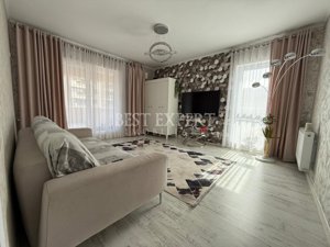 Apartament 3 camere Finisaje Lux Terasa generoasa-Prima inchiriere - imagine 2