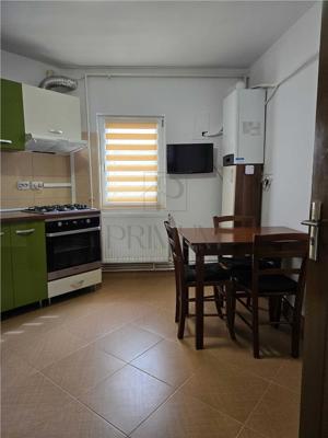 Apartament de inchiriat - 2 camere - Zona Soarelui - Centrala proprie - imagine 3