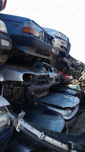 Cumpar masini pentru fier vechi