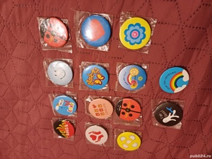 Vand broșe cu ac de siguranță in spate, noi