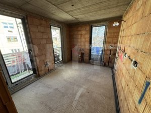 Apartament 3 camere , 101 mp , Scara interioară si Terasa , Zona - Cetate  - imagine 4