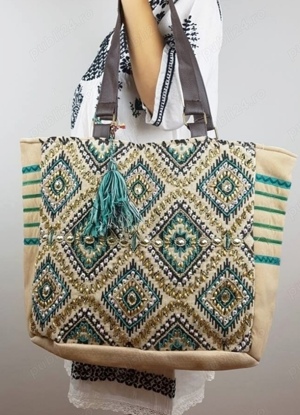 Geanta nouă, traditionala