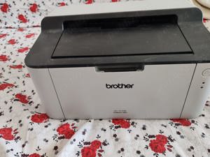Vand imprimanta Brother,ca noua,200 copii facute